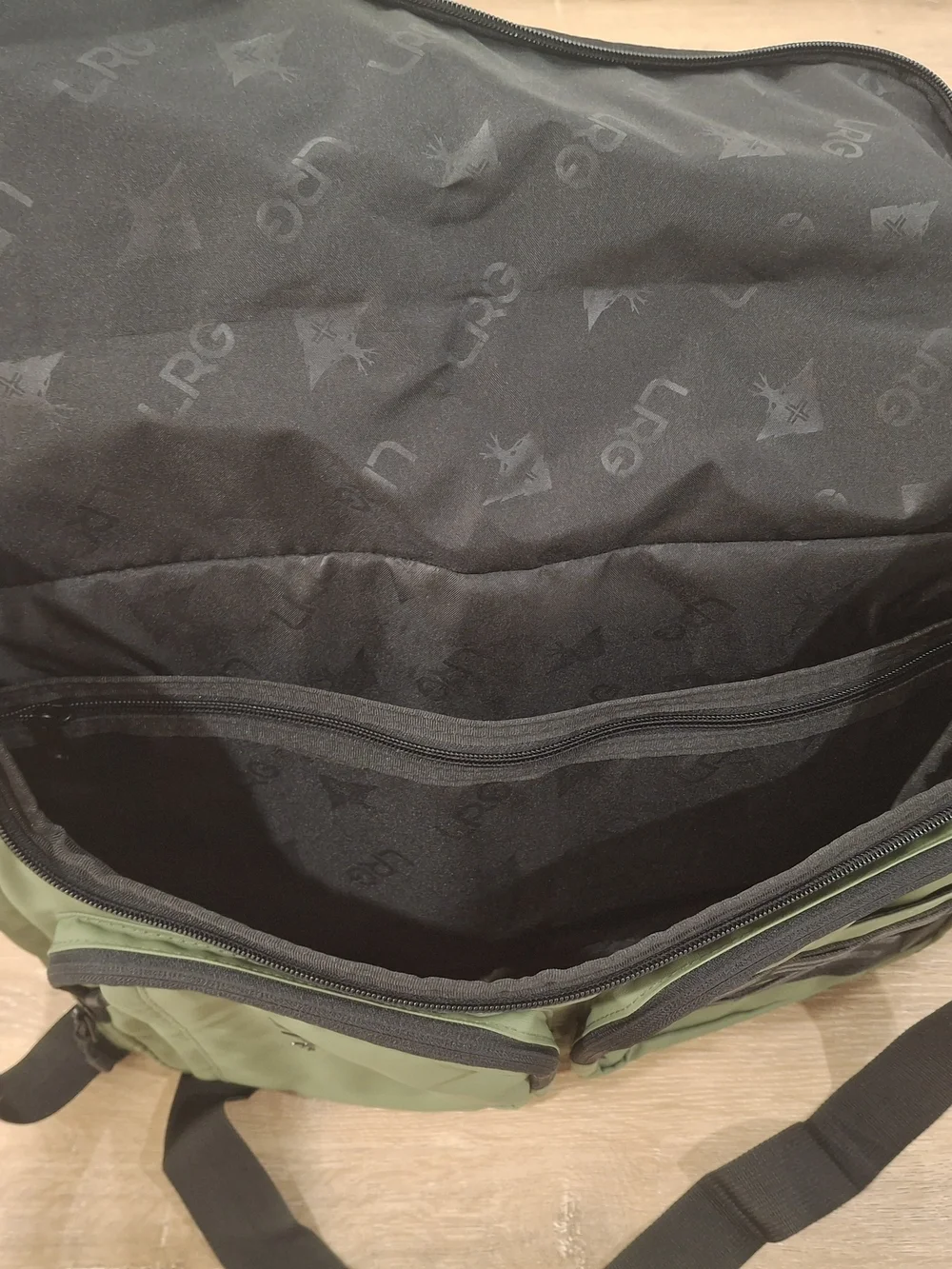 LRG Lifted Research Group Olive Green Messenger Bag NWT